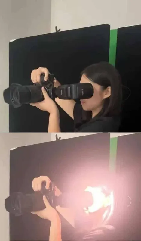 Фотограф со вспышкой в лицо