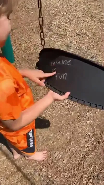Cocaine Is Fun Swing Meme