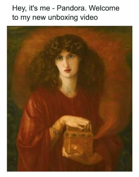 Pandora's New Unboxing Video