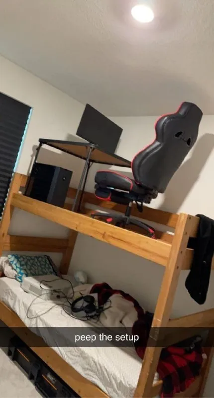 Peep the Gaming Setup
