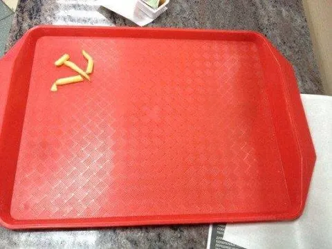 Серп и молот из картошки