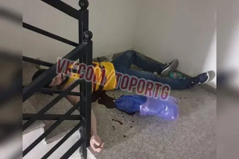 Лежит после нападения