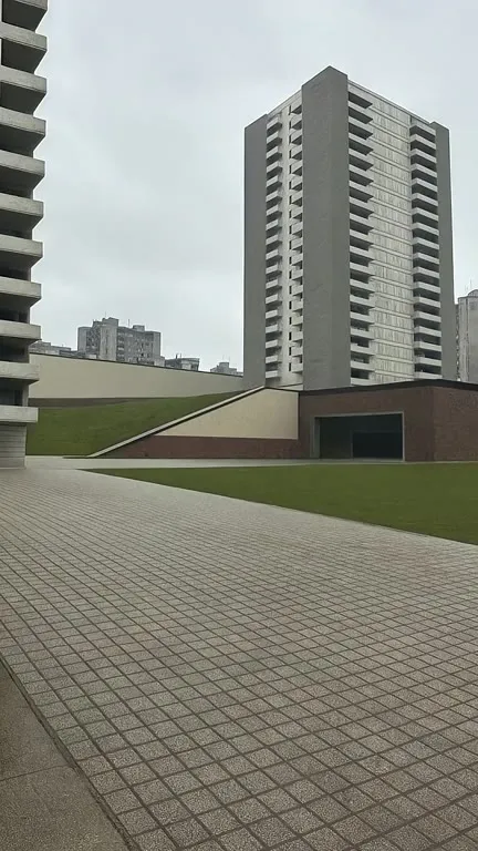 Странная прогулка по городу
