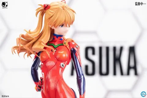 監修中のアスカ