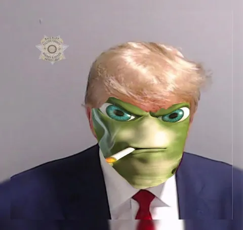 Шрек в образе Трампа