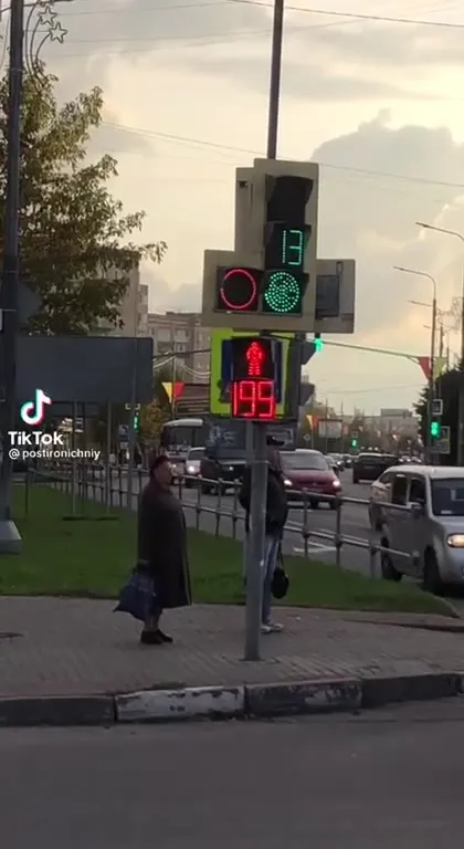Светофор считает как попало