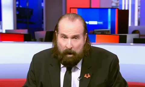 Бородатый гость долго поёт