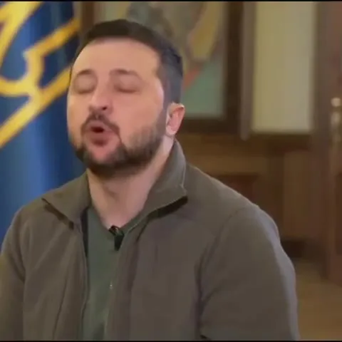 Зеленский и неожиданный поцелуй
