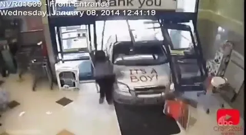 Car Announces It’s a Boy