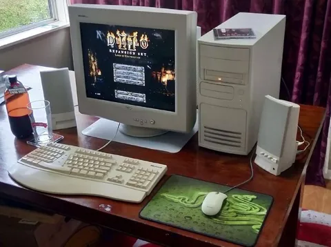 Retro Diablo II Gaming Setup