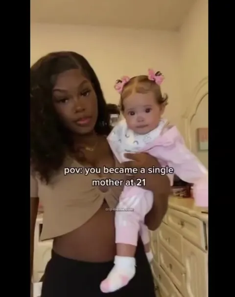 Single Mother Uno Reverse