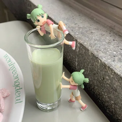 Wonderful Green Drink Figures