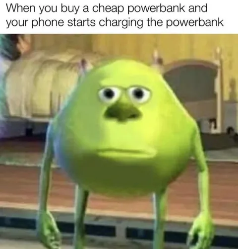Cheap Powerbank Charges Itself