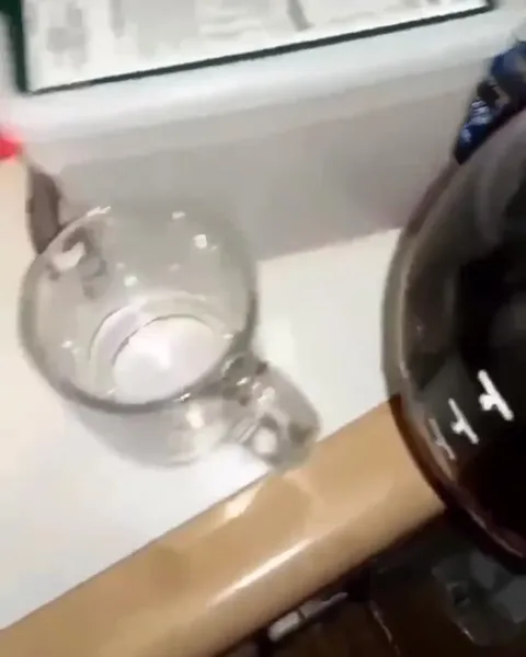 Доброе утро из кофейника
