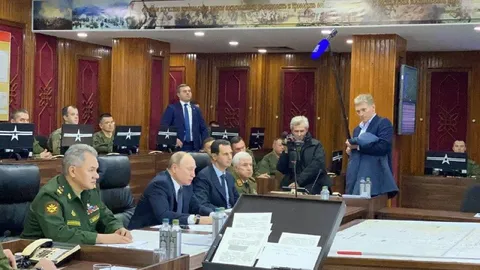 Путин на военном совещании