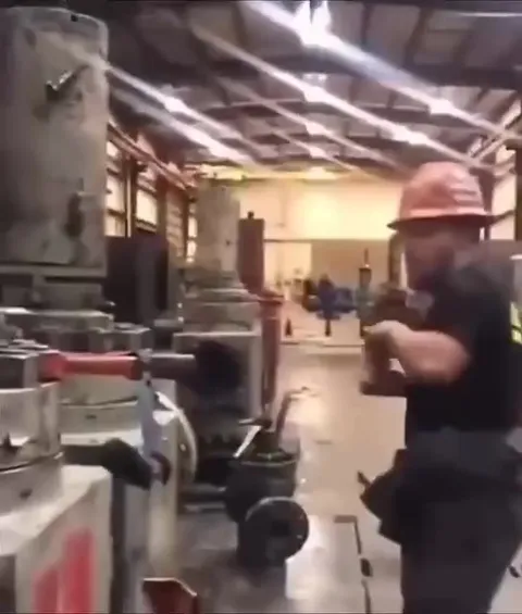 You rn industrial chaos cat