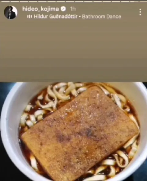 Жареный тофу в лапше