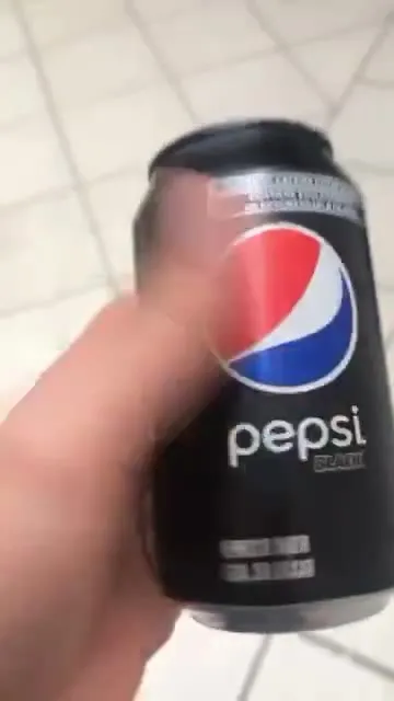 Pepsi с неожиданной надписью