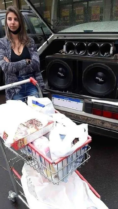 Тележка с сабвуферами