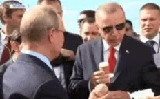 Путин угощает Эрдогана мороженым