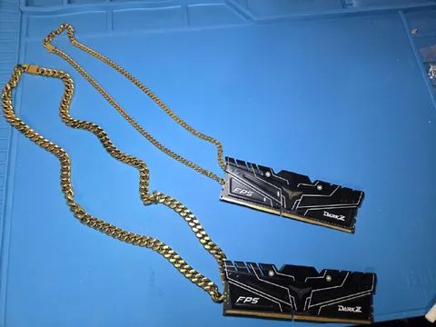 Gold Chain RAM