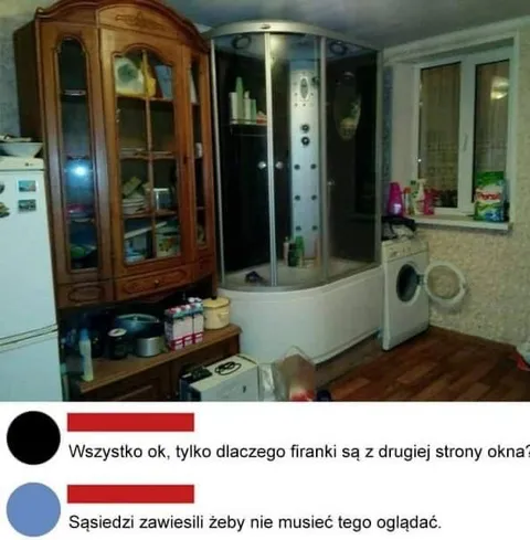 Firanki z drugiej strony okna