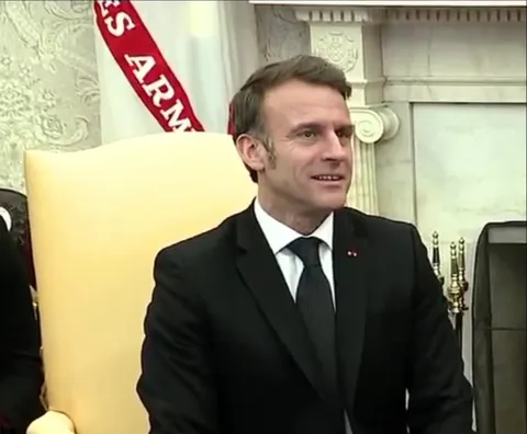 Реакция Макрона на Трампа