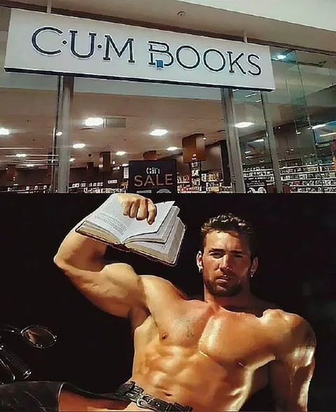 CUM BOOKS Store Sign