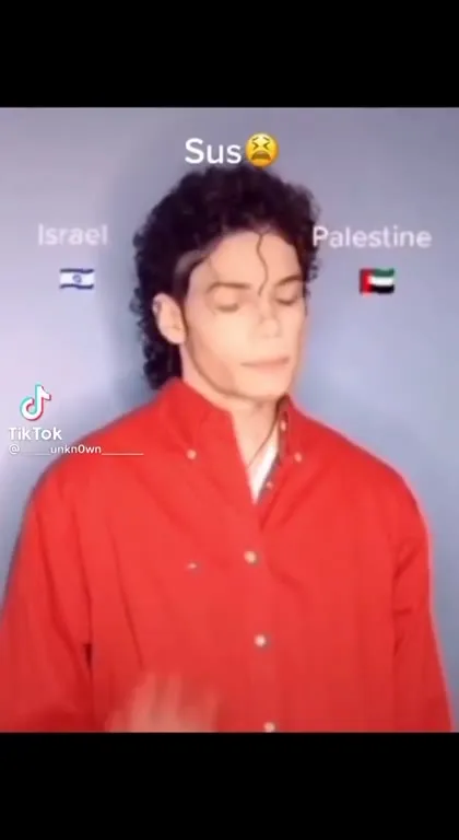 Michael Jackson Chooses Men or Women