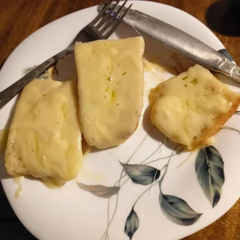 Сыр на всём подряд