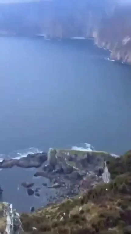 Меланхоличный вид на море