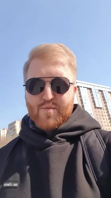 Из красавчика в бомжа