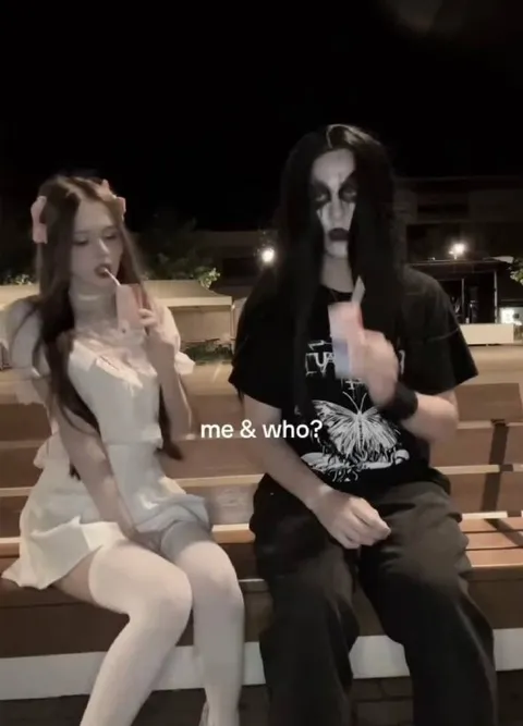 Me & Who? Goth Bench Reaction