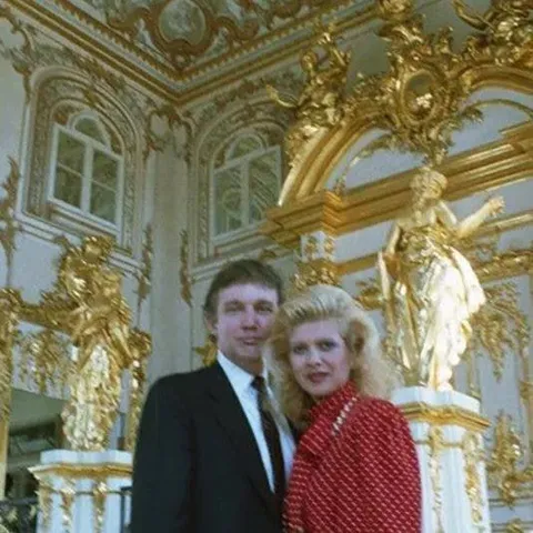 Трамп в роскошном дворце