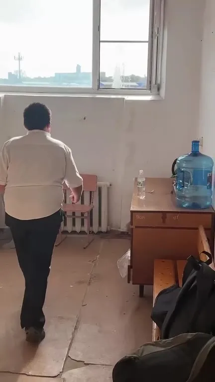 Побег из кабинета закончился падением