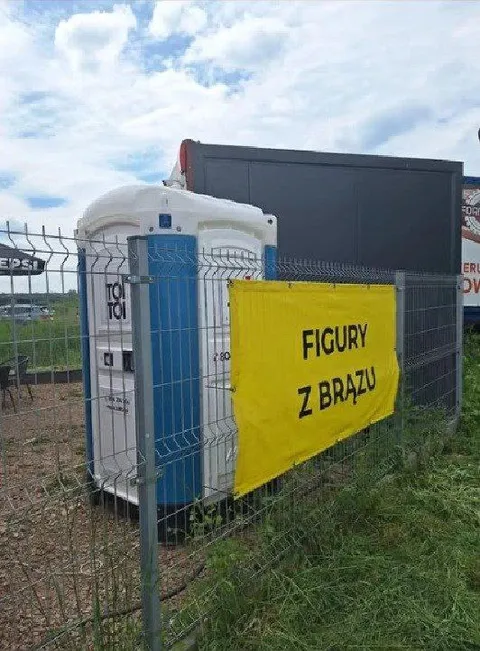 Figury z brązu