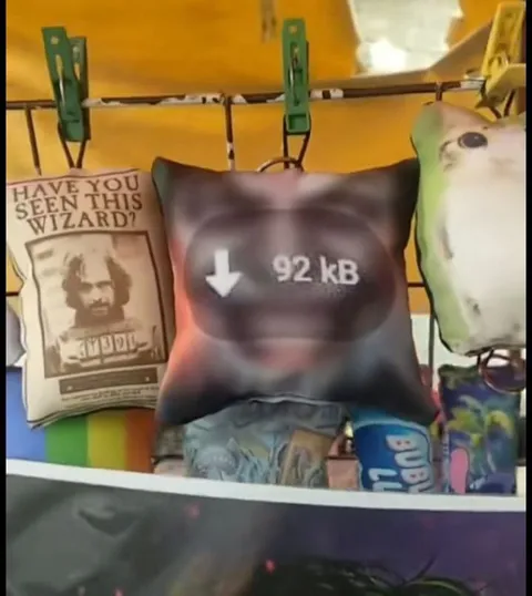 92 kB Wizard Pillow