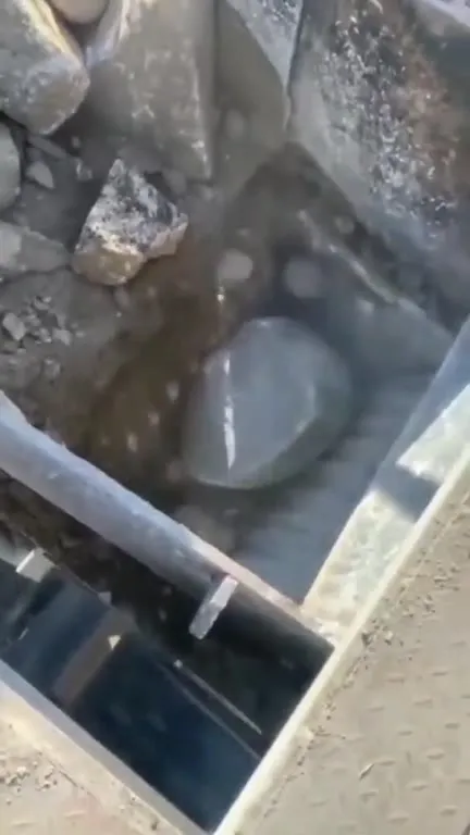 Камень едет в Скайрим