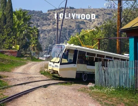 Hollywood Tram Off the Rails