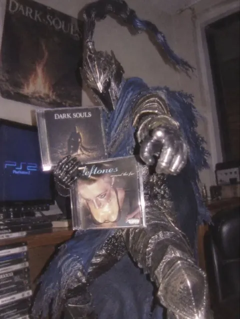 Dark Souls Fan with Leftones