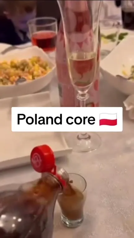 Poland core за праздничным столом