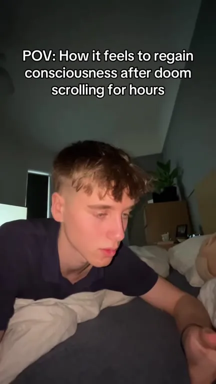 Regaining consciousness after doomscrolling