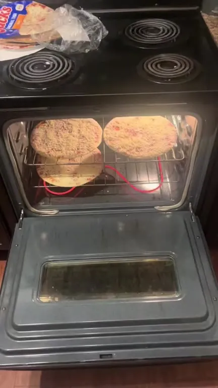 Three Cheese Pizzas Myth