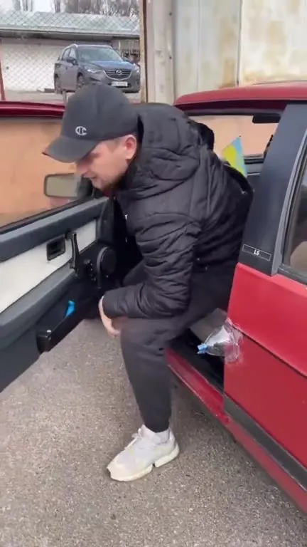 Bottle Door Lock Fix