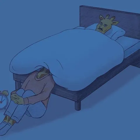 Шрек прячется под кроватью