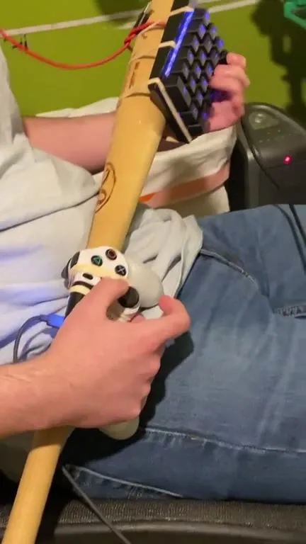 Самодельная гитара для Guitar Hero