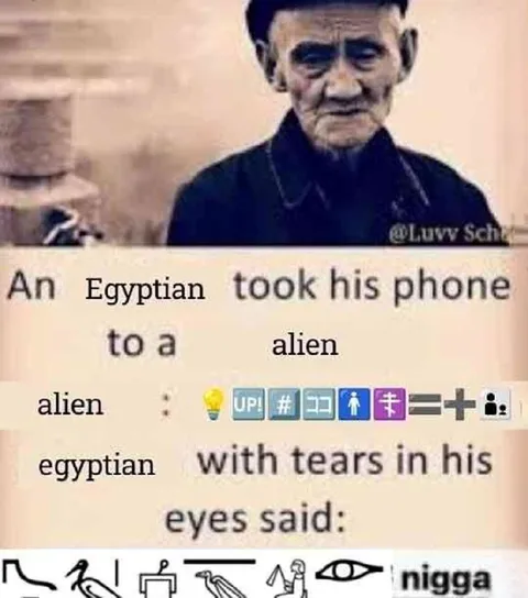 Egyptian Takes Phone to Alien
