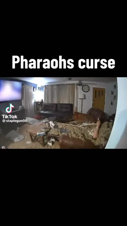Pharaohs Curse Couch Collapse