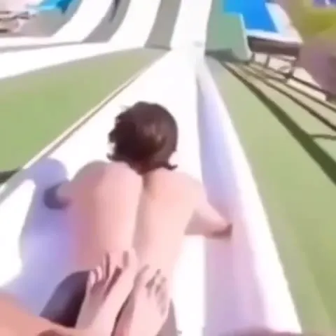 Полет с водной горки