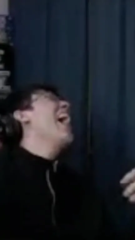 Streamer se ríe sin parar